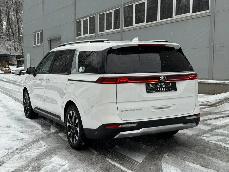 Kia Carnival, 2021, фото 2